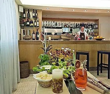 Hotel & Residence Parador 切塞纳蒂科